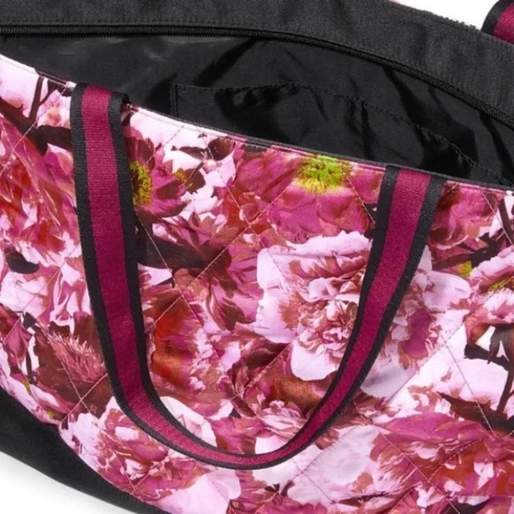 Victoria’s Secret‎ Logo Love Tote Weekender New - Picture 3 of 12